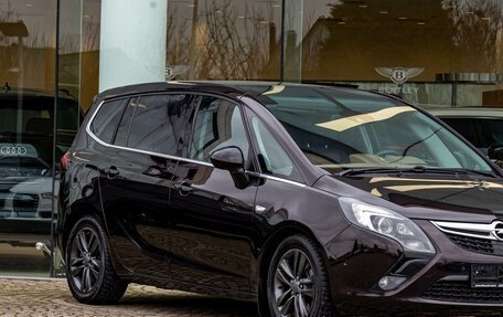 Opel Zafira C рестайлинг, 2014 год, 1 245 000 рублей, 8 фотография