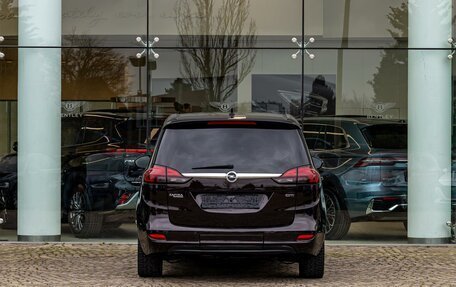 Opel Zafira C рестайлинг, 2014 год, 1 245 000 рублей, 5 фотография