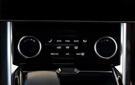 Land Rover Range Rover IV рестайлинг, 2025 год, 28 000 000 рублей, 15 фотография