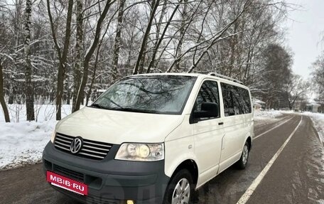 Volkswagen Transporter T5 рестайлинг, 2007 год, 1 050 000 рублей, 3 фотография