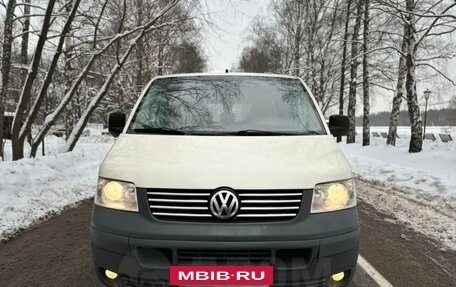 Volkswagen Transporter T5 рестайлинг, 2007 год, 1 050 000 рублей, 4 фотография