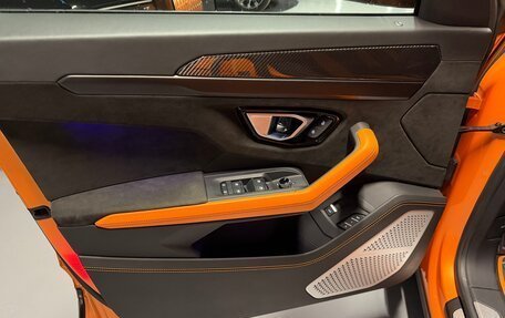 Lamborghini Urus I, 2022 год, 25 800 000 рублей, 8 фотография