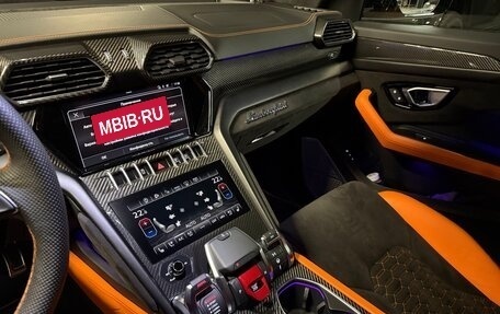 Lamborghini Urus I, 2022 год, 25 800 000 рублей, 13 фотография