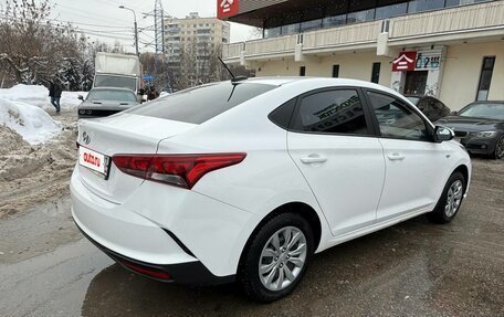 Hyundai Solaris II рестайлинг, 2021 год, 1 250 000 рублей, 5 фотография