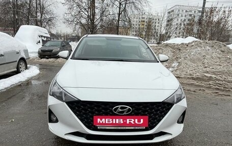 Hyundai Solaris II рестайлинг, 2021 год, 1 250 000 рублей, 4 фотография