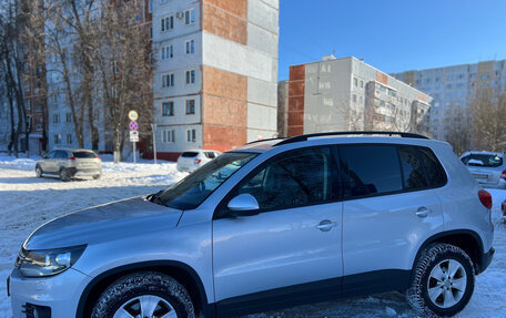 Volkswagen Tiguan I, 2011 год, 1 050 000 рублей, 4 фотография