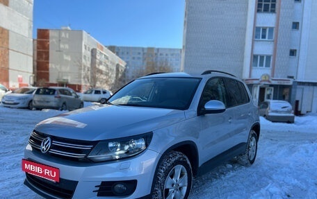 Volkswagen Tiguan I, 2011 год, 1 050 000 рублей, 3 фотография