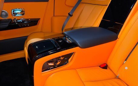 Rolls-Royce Phantom VIII, 2024 год, 65 000 000 рублей, 15 фотография