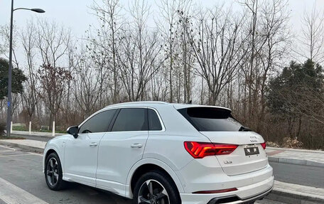 Audi Q3, 2023 год, 2 500 000 рублей, 5 фотография