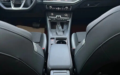 Audi Q3, 2023 год, 2 500 000 рублей, 14 фотография