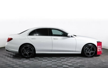 Mercedes-Benz E-Класс, 2020 год, 4 290 000 рублей, 4 фотография