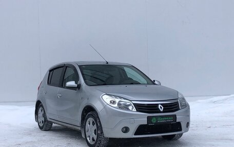 Renault Sandero I, 2013 год, 665 000 рублей, 3 фотография