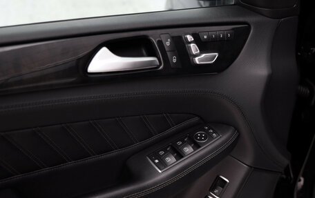 Mercedes-Benz GLS, 2016 год, 4 899 000 рублей, 25 фотография