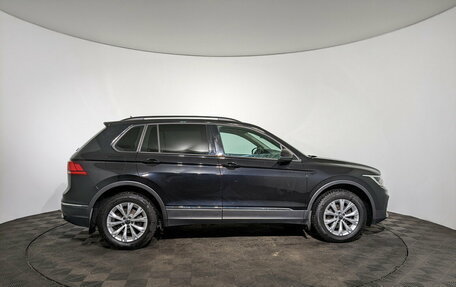 Volkswagen Tiguan II, 2021 год, 2 900 000 рублей, 4 фотография