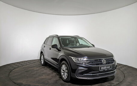 Volkswagen Tiguan II, 2021 год, 2 900 000 рублей, 3 фотография