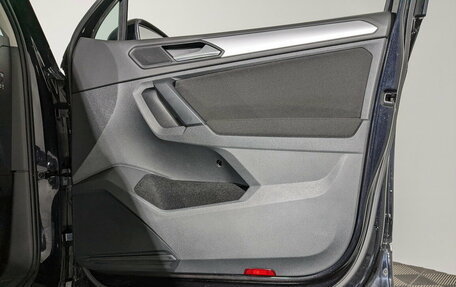 Volkswagen Tiguan II, 2021 год, 2 900 000 рублей, 22 фотография