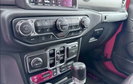 Jeep Gladiator, 2020 год, 5 900 000 рублей, 8 фотография