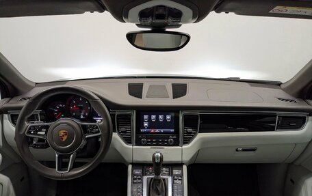 Porsche Macan I рестайлинг, 2017 год, 4 745 000 рублей, 25 фотография