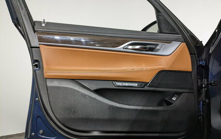 BMW 7 серия, 2016 год, 3 490 000 рублей, 20 фотография