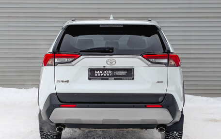 Toyota RAV4, 2020 год, 3 750 000 рублей, 6 фотография