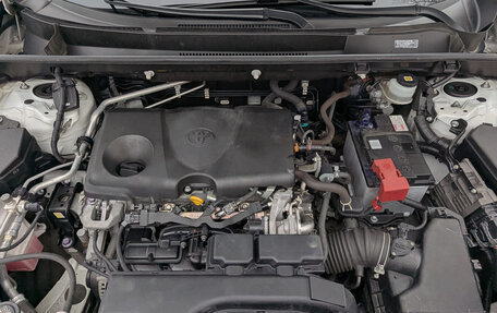 Toyota RAV4, 2020 год, 3 750 000 рублей, 9 фотография