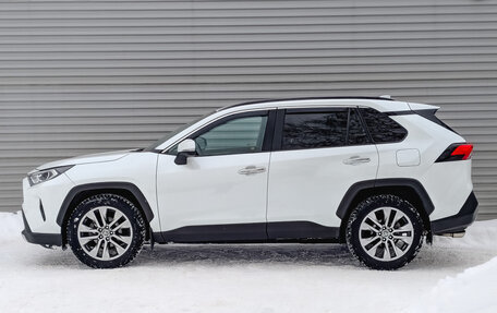 Toyota RAV4, 2020 год, 3 750 000 рублей, 8 фотография