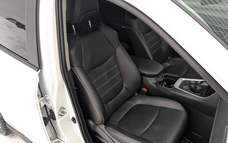 Toyota RAV4, 2020 год, 3 750 000 рублей, 23 фотография