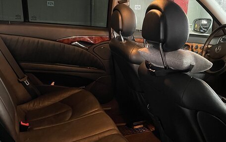 Mercedes-Benz E-Класс, 2002 год, 1 150 000 рублей, 10 фотография