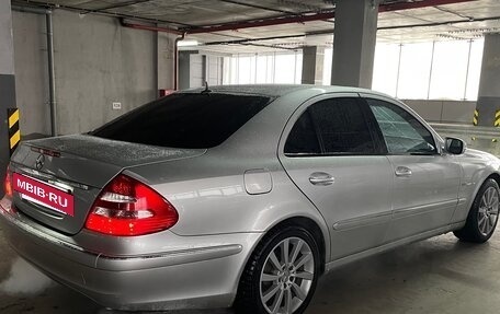 Mercedes-Benz E-Класс, 2002 год, 1 150 000 рублей, 3 фотография