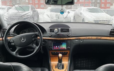 Mercedes-Benz E-Класс, 2002 год, 1 150 000 рублей, 14 фотография