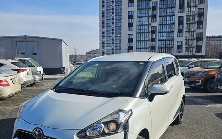 Toyota Sienta II, 2016 год, 1 390 000 рублей, 3 фотография