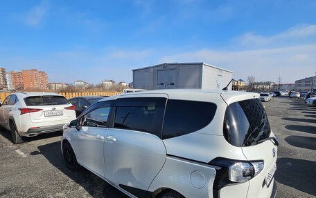 Toyota Sienta II, 2016 год, 1 390 000 рублей, 13 фотография