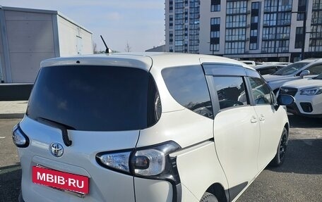 Toyota Sienta II, 2016 год, 1 390 000 рублей, 6 фотография