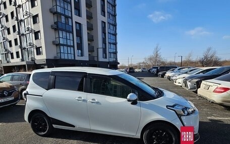 Toyota Sienta II, 2016 год, 1 390 000 рублей, 8 фотография