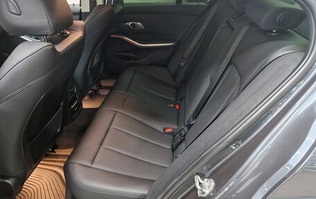 BMW 3 серия, 2021 год, 3 750 000 рублей, 4 фотография