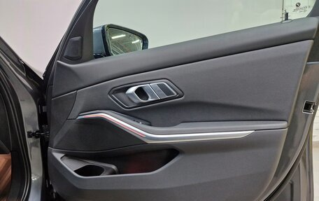 BMW 3 серия, 2021 год, 3 750 000 рублей, 17 фотография