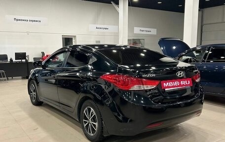 Hyundai Elantra V, 2013 год, 950 000 рублей, 6 фотография