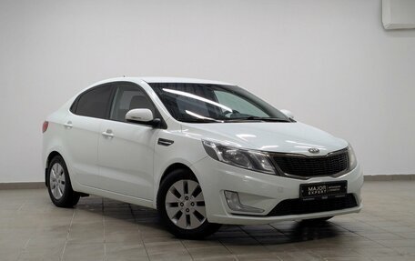 KIA Rio III рестайлинг, 2012 год, 850 000 рублей, 24 фотография