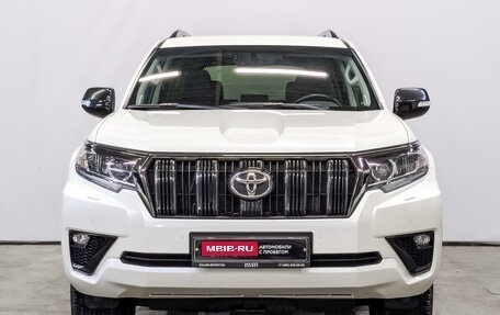 Toyota Land Cruiser Prado 150 рестайлинг 2, 2021 год, 7 350 000 рублей, 2 фотография