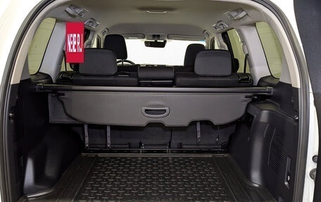 Toyota Land Cruiser Prado 150 рестайлинг 2, 2021 год, 7 350 000 рублей, 10 фотография