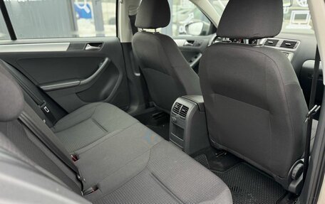 Volkswagen Jetta VI, 2017 год, 1 230 000 рублей, 15 фотография