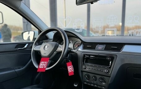 Skoda Rapid I, 2014 год, 890 000 рублей, 12 фотография