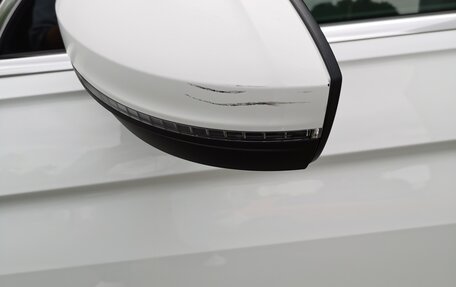 Volkswagen Tiguan II, 2018 год, 2 200 000 рублей, 14 фотография