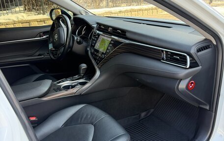 Toyota Camry, 2018 год, 2 485 000 рублей, 13 фотография