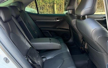 Toyota Camry, 2018 год, 2 485 000 рублей, 15 фотография