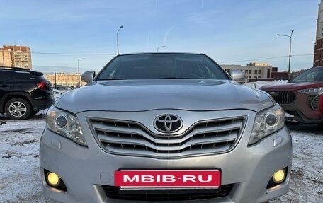 Toyota Camry, 2010 год, 965 000 рублей, 5 фотография