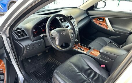 Toyota Camry, 2010 год, 965 000 рублей, 13 фотография