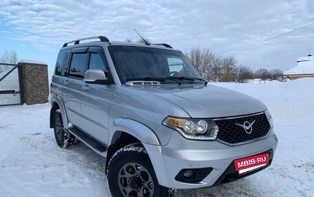 ЛуАЗ Patriot, 2022 год, 1 570 000 рублей, 2 фотография