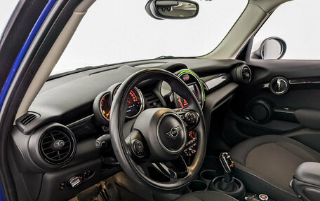 MINI Hatch, 2019 год, 2 155 000 рублей, 16 фотография