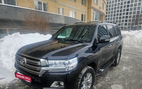 Toyota Land Cruiser 200, 2020 год, 6 400 000 рублей, 4 фотография
